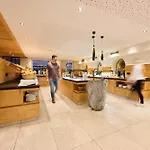 Schermer Hotel 4*